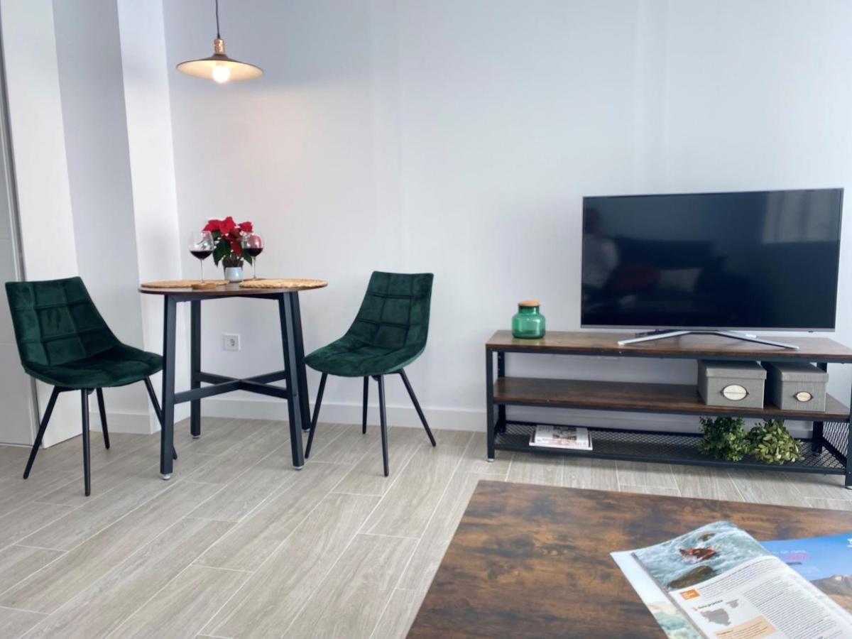 Carmen'S Cozy Apartment Τορρεμολίνος Εξωτερικό φωτογραφία