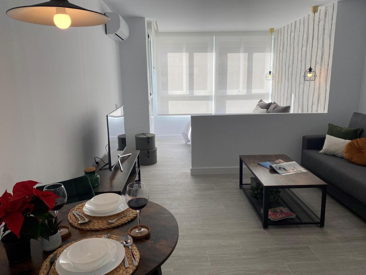 Carmen'S Cozy Apartment Τορρεμολίνος Εξωτερικό φωτογραφία